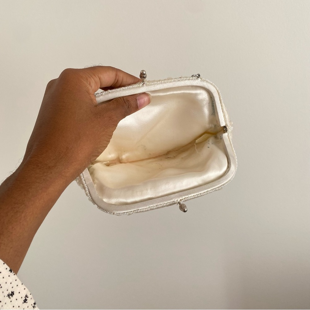 VINTAGE - sequin and beaded clutch - ivory color - Picture 6 of 6
